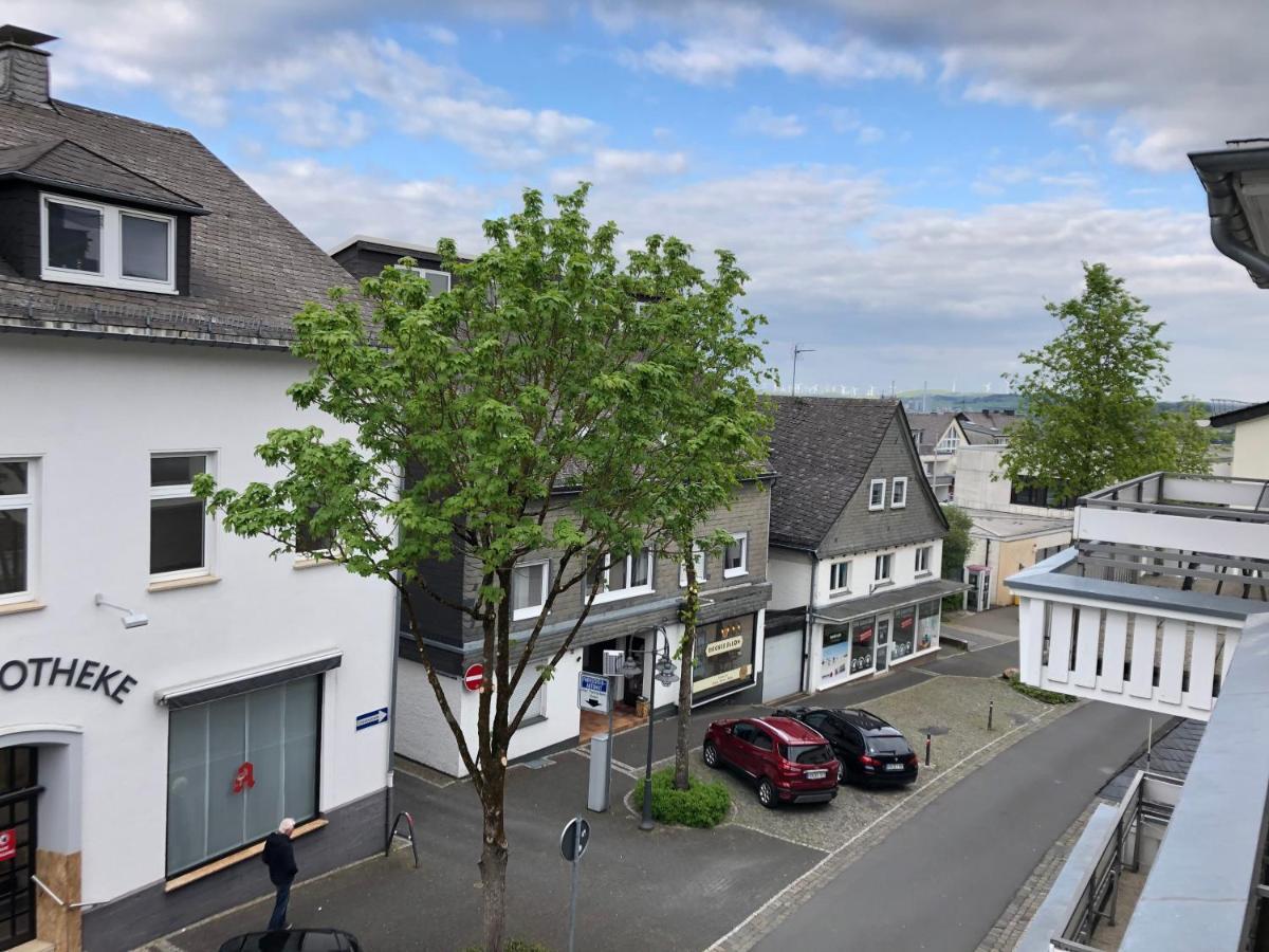 Hotel Zur Post Брилон Экстерьер фото